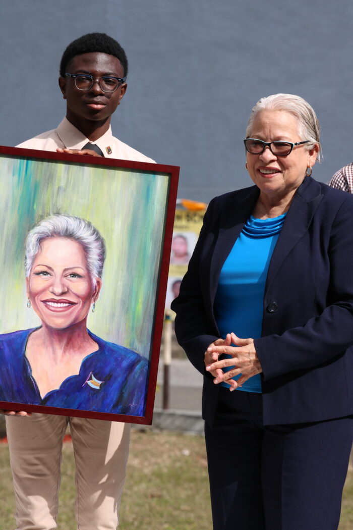 Temple meets the Minister